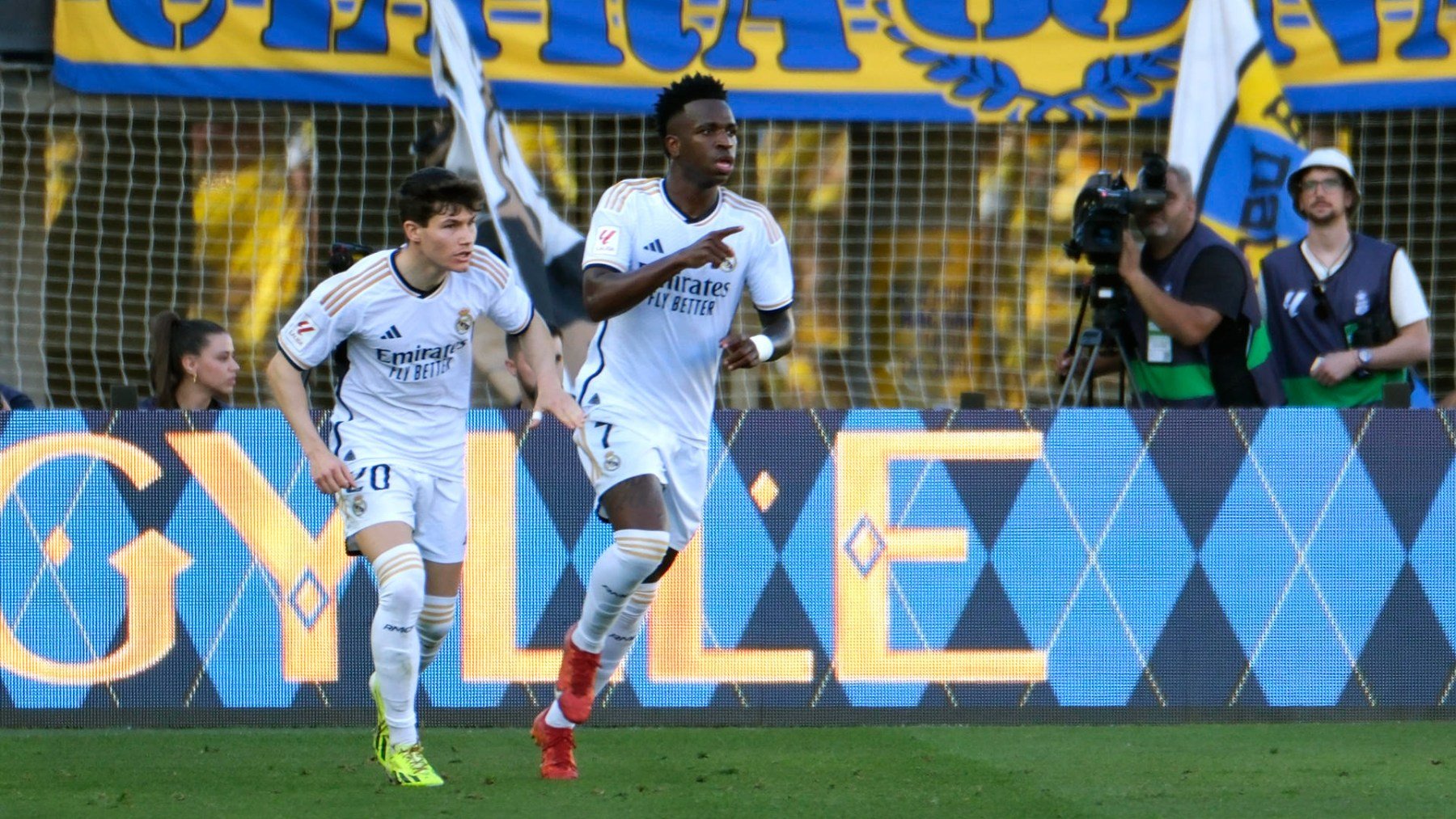 Vinicius y Tchouaméni obraron la remontada con dos golazos ante Las Palmas