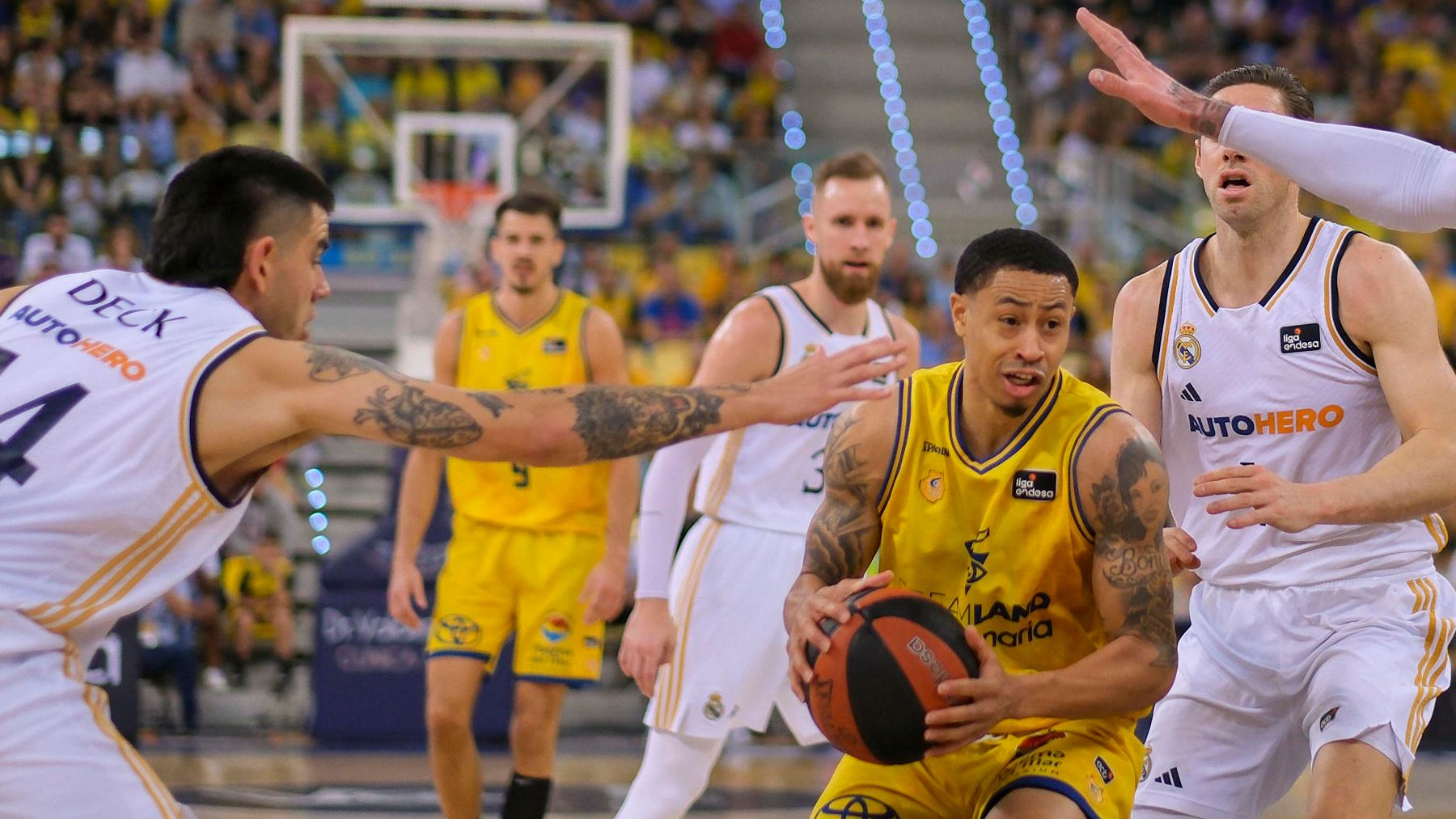 El Real Madrid Naufraga En Gran Canaria