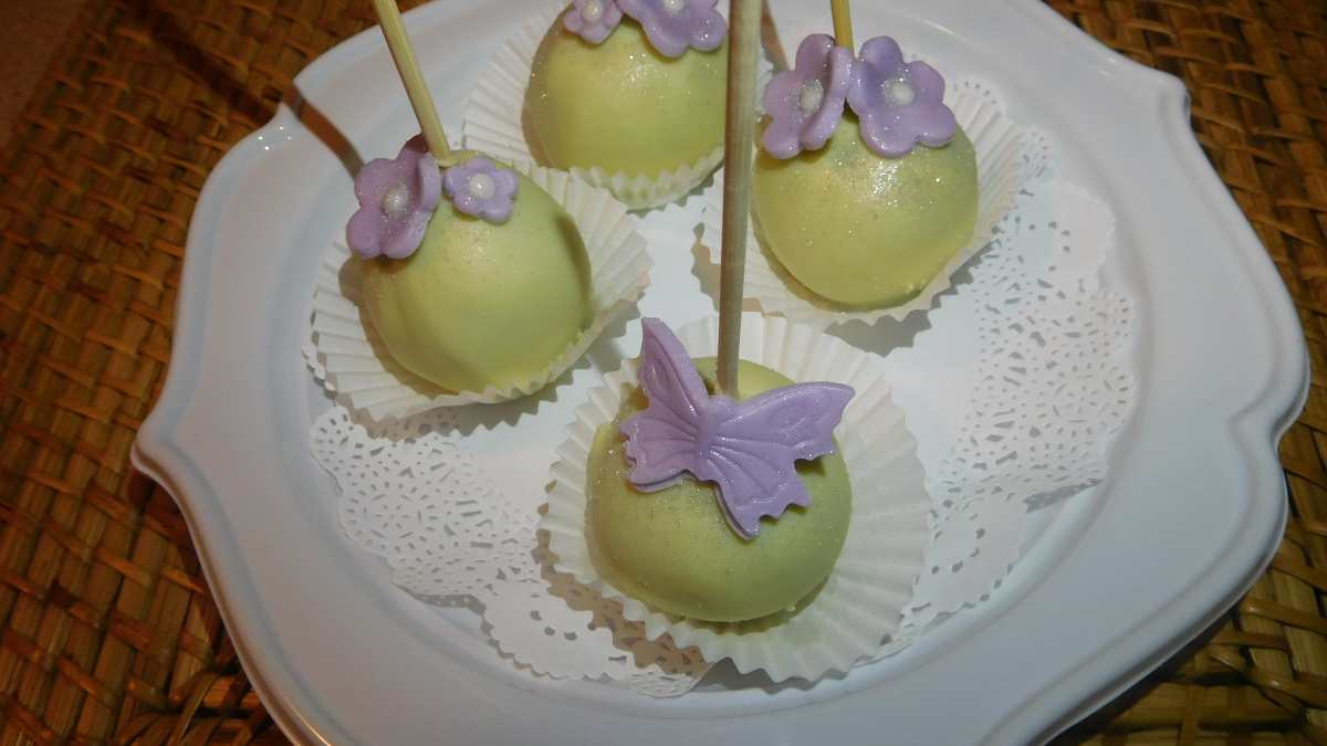 Cake Pops Con Bizcocho Y Chocolate Blanco Que Sorprender A Todos