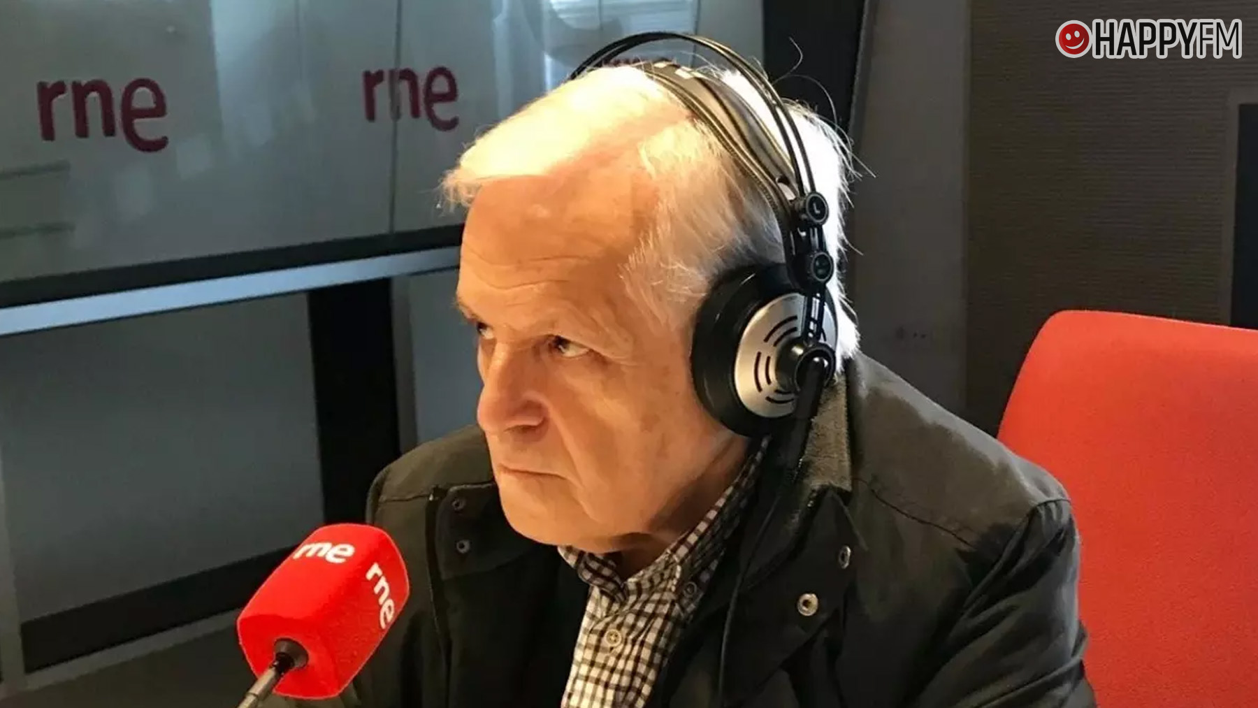 Muere Carlos Pumares reconocido crítico de cine y estrella de la radio