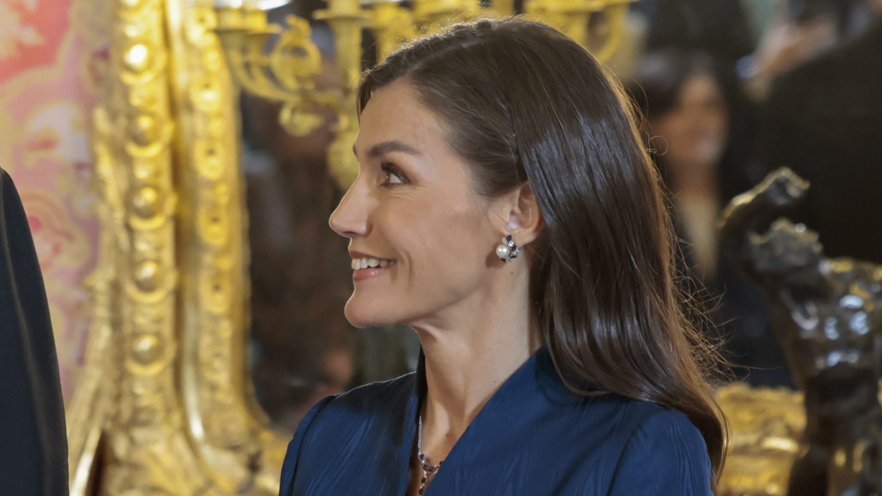 El Enfrentamiento De Estilo Entre La Reina Letizia Y Yolanda D Az