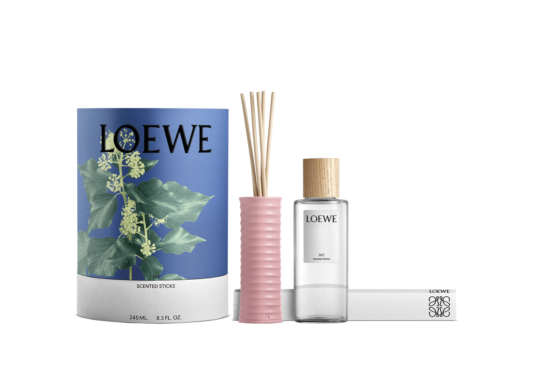 Loewe saca una colección de perfumes para casa. /Cortesía de la marca