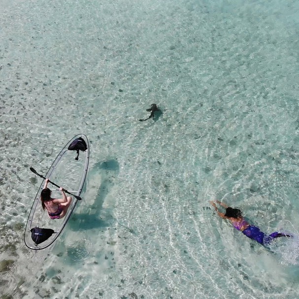 Un kayak en aguas cristalinas / Foto: Crystal Kayak