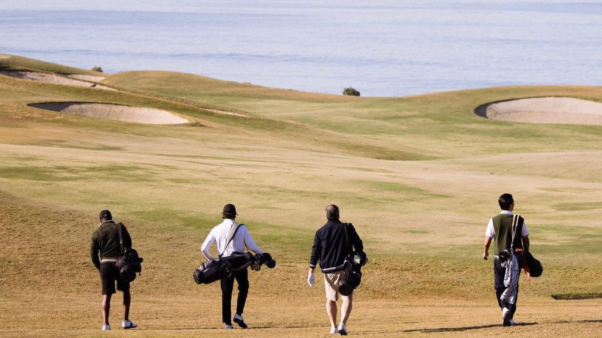 Jugar al golf / Foto: Todd Snyder