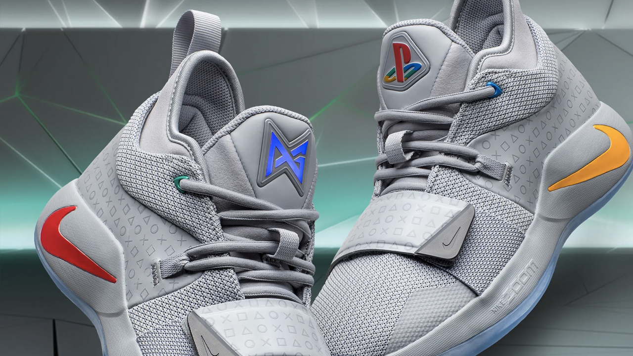 + Playstation: las nuevas zapatillas de 'gamers'