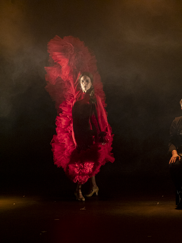 Diseño de bata de cola María Lafuente / Foto: De Flamenco