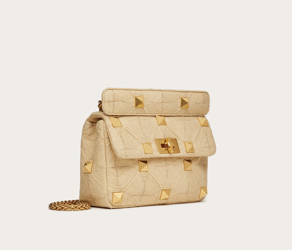 El bolso de rafia de lujo, que está arrasando en Instagram, ahora puede ser  tuyo por menos de 30 euros. ¡No lo dejes escapar!