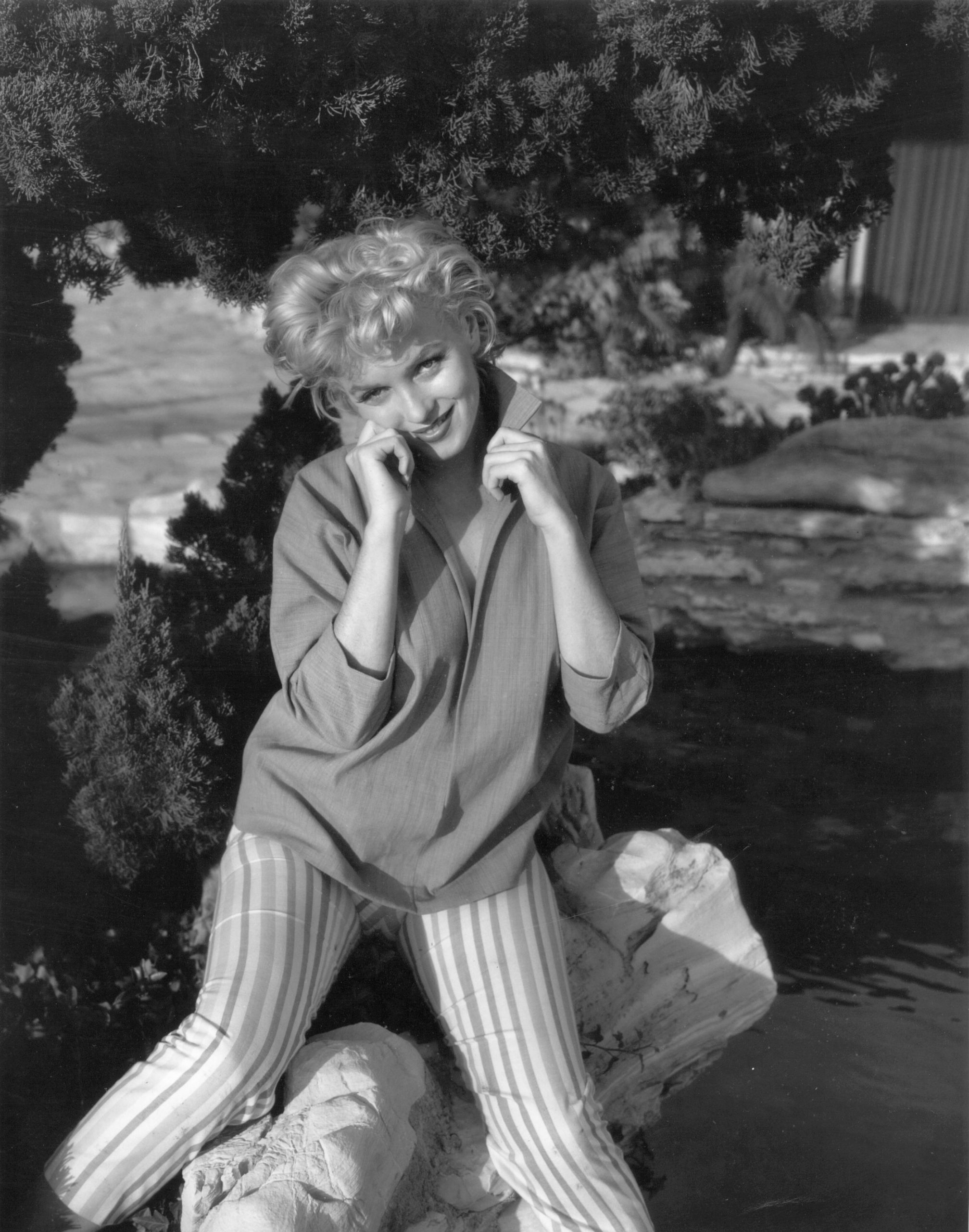 Marilyn Monroe con camisa ancha / Foto: Getty Images