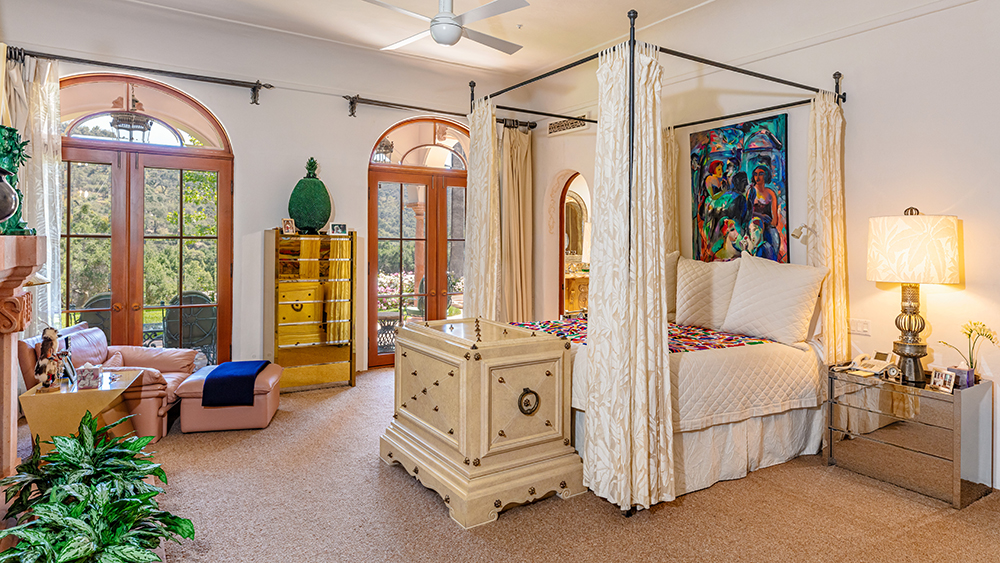 Holy Guacamole House