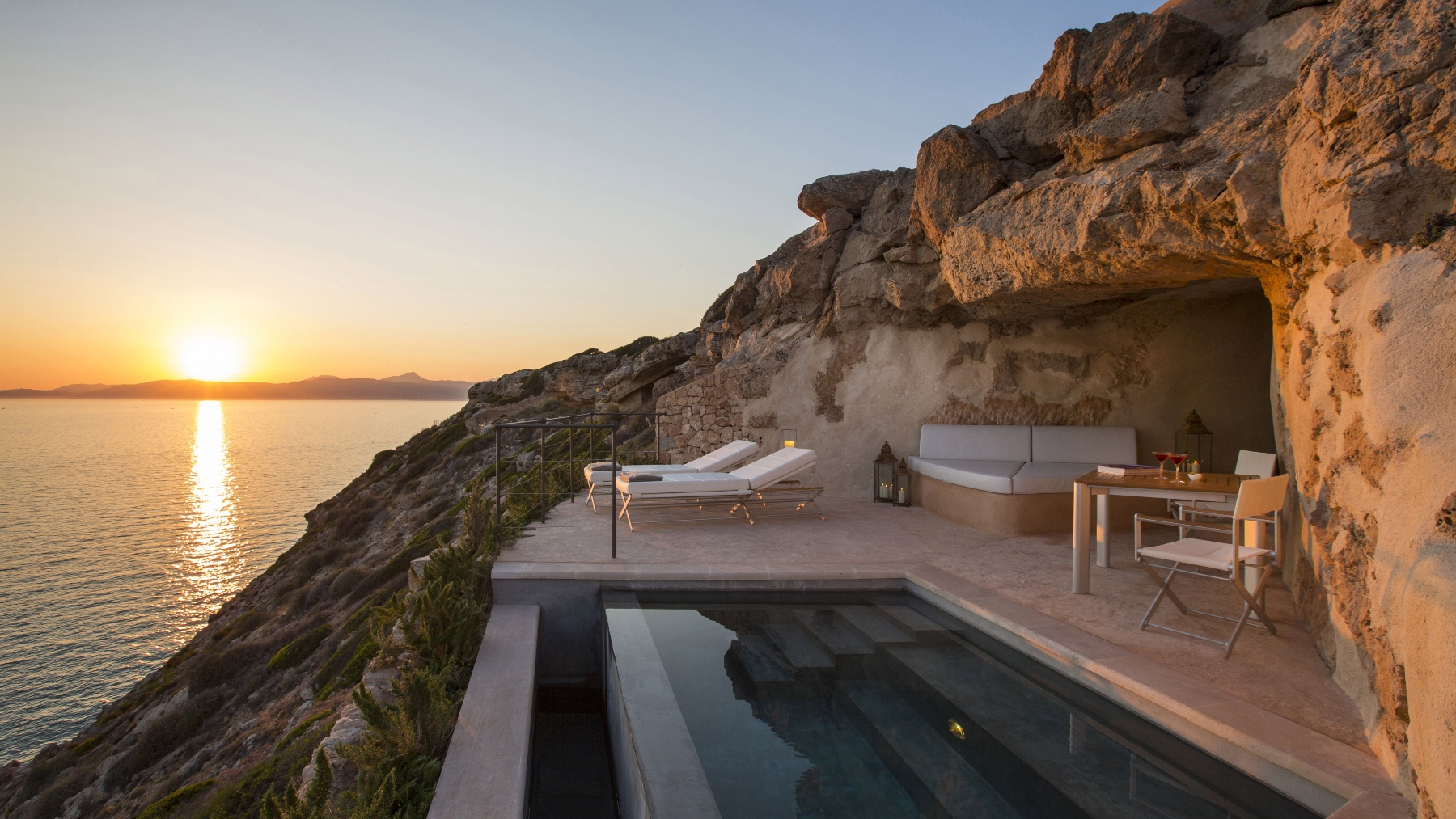 Cap Rocat: el hotel más recóndito y privado del Mediterráneo