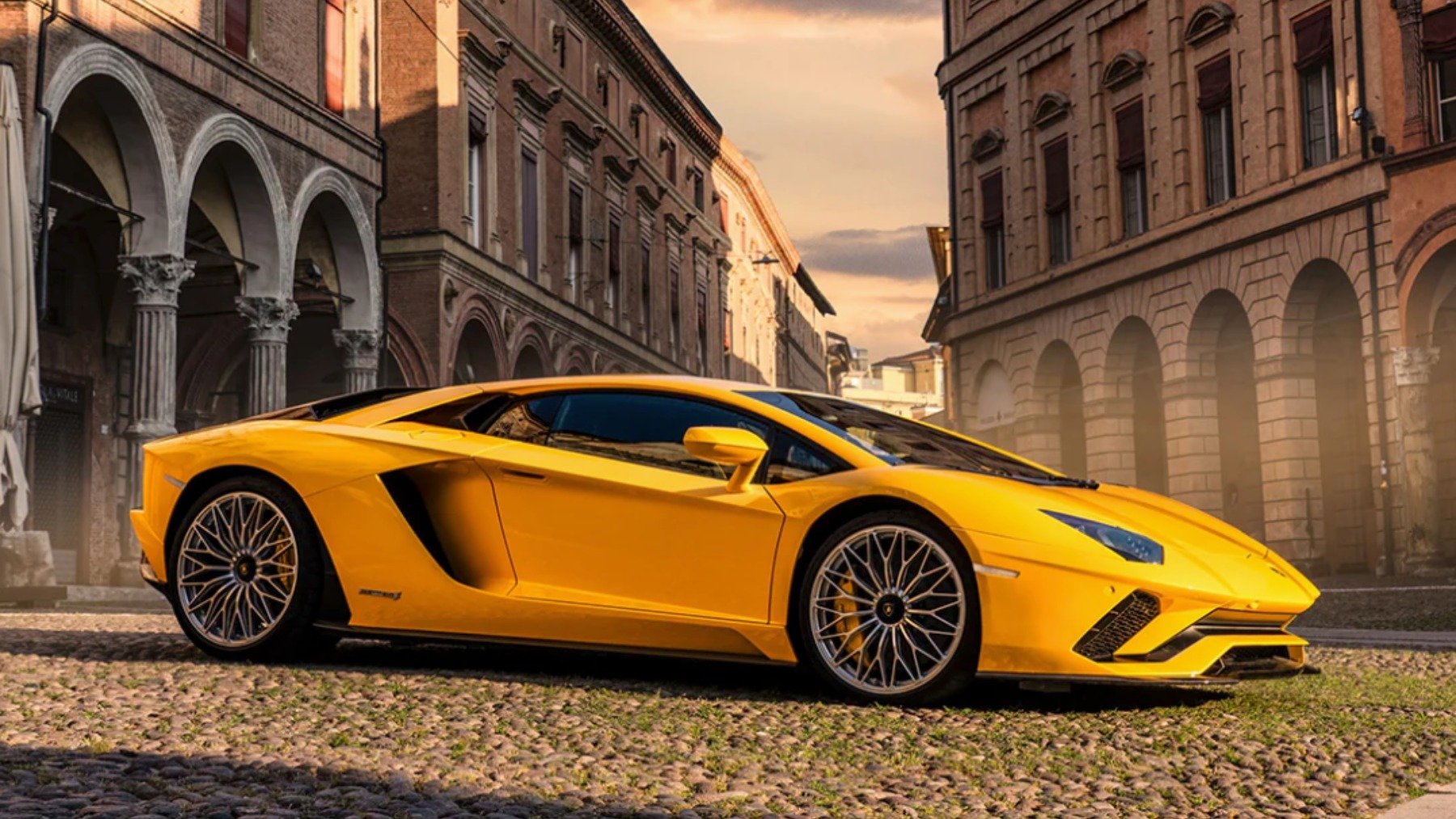 Lamborghini Aventador S