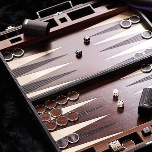 Juego de Backgammon de Fiona's Atelier