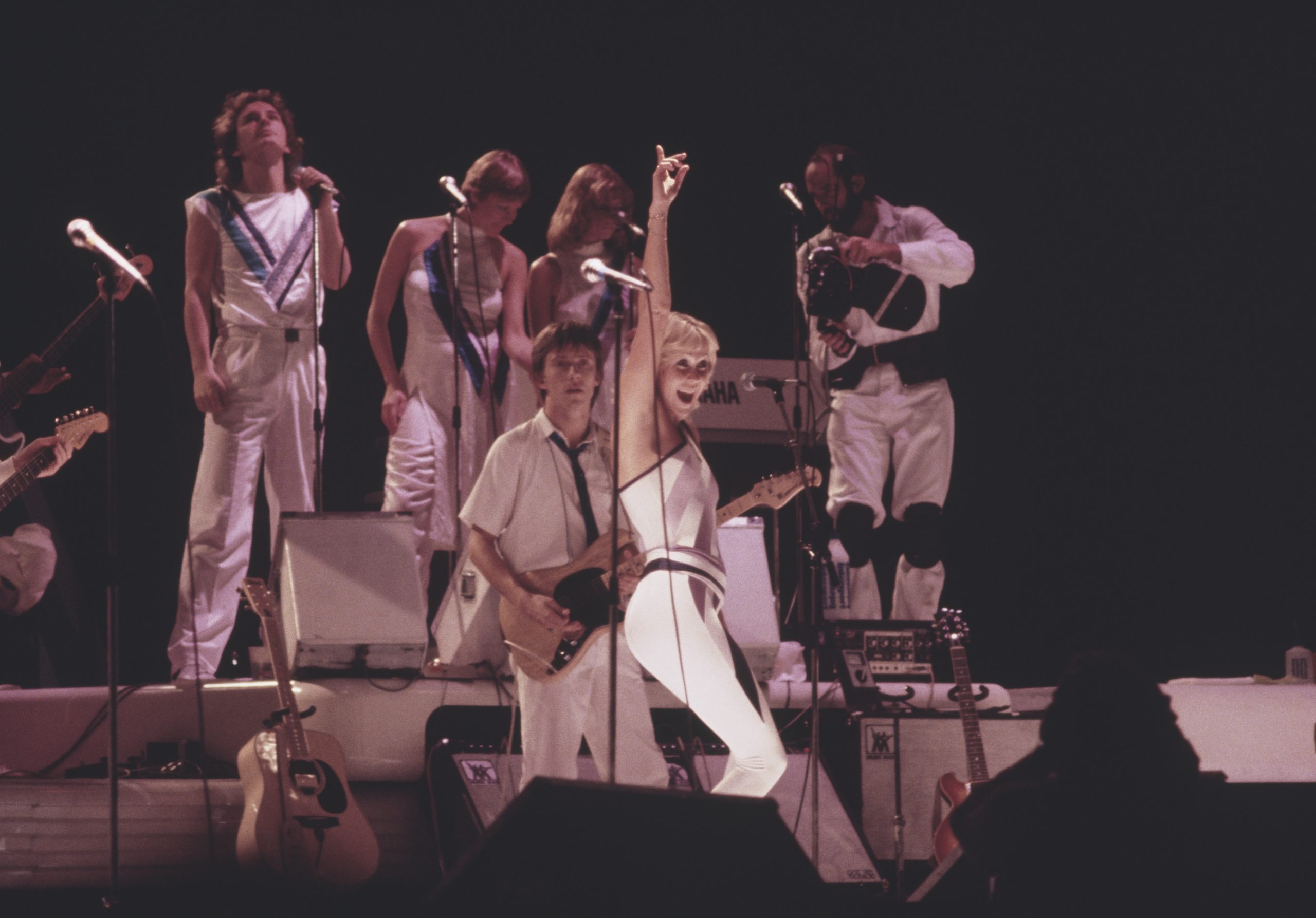 ABBA vuelve a los escenarios con nuevo álbum tras 40 años