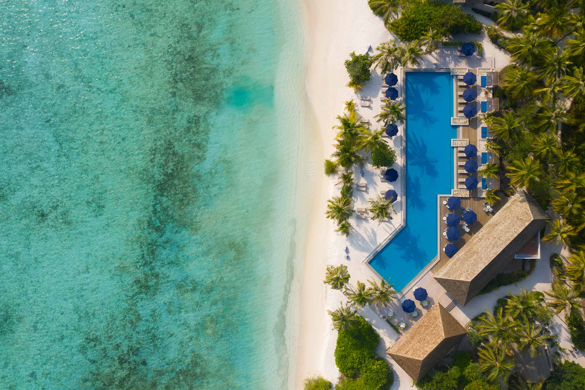 Hotel Emerald Faarufushi Resort and Spa