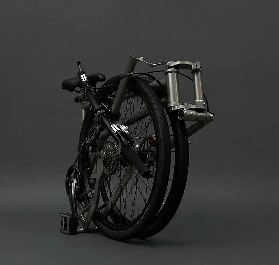 Bicicleta Helix compacta