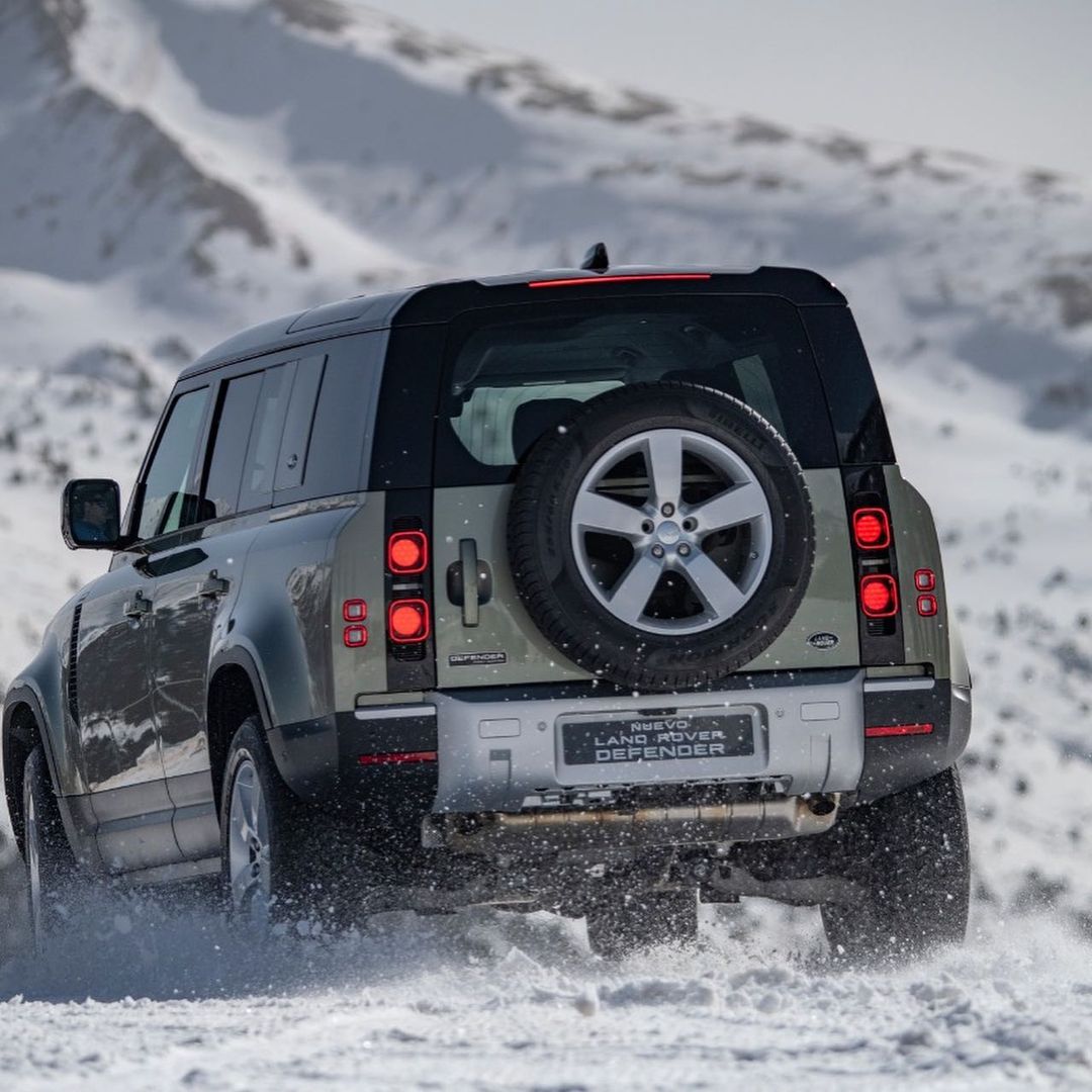 Land Rover Defender