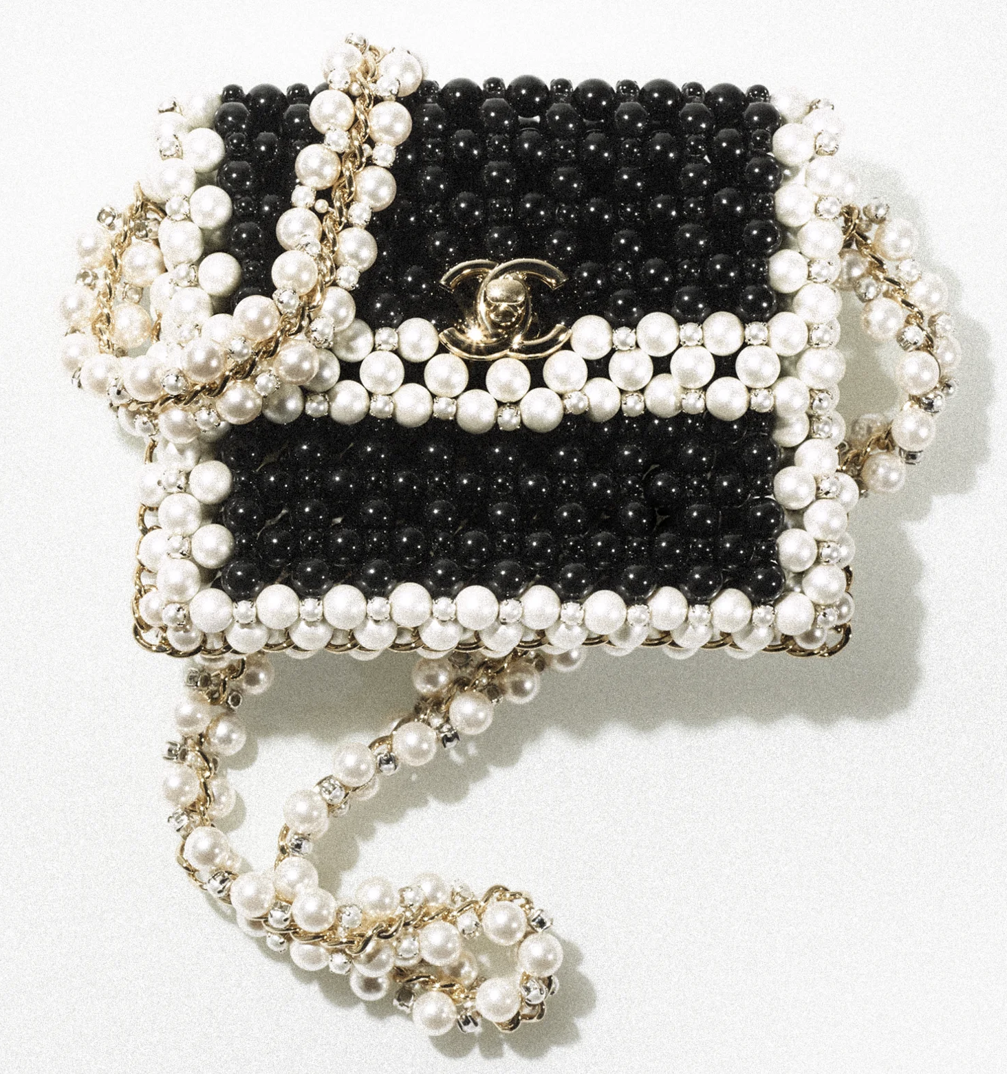 Bolso de perlas, de Chanel.