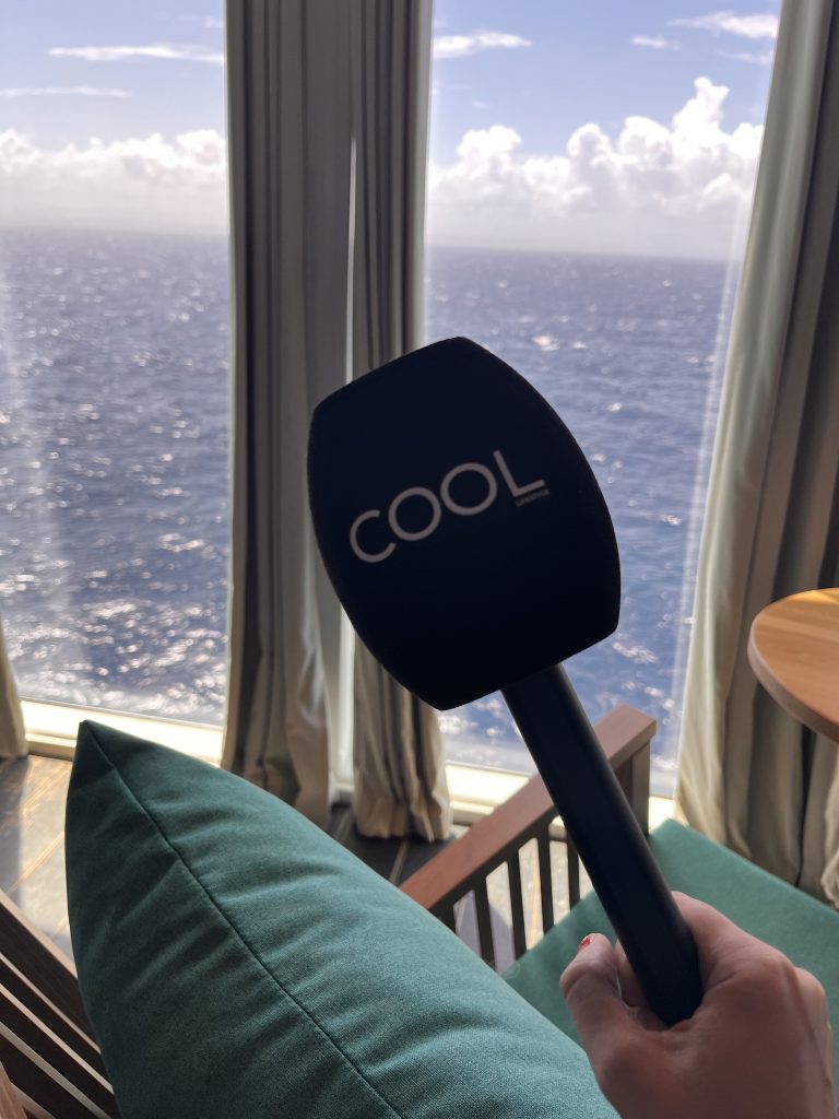 El micrófono de Cool The Lifestyle a bordo del crucero más grande del mundo