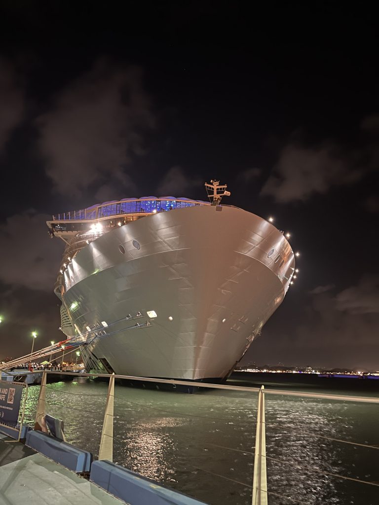 Surcamos el mar Caribe en el ‘Wonder of the Seas’, el crucero más grande del mundo