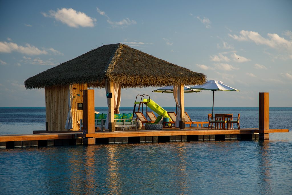 Una cabaña de lujo en la isla privada de Coco Cay