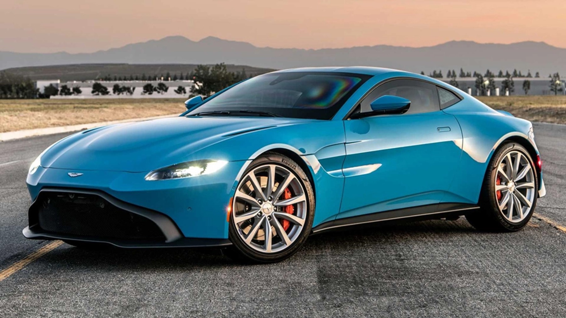 El nuevo Aston Martin a prueba de balas diseñado para espías en la vida real