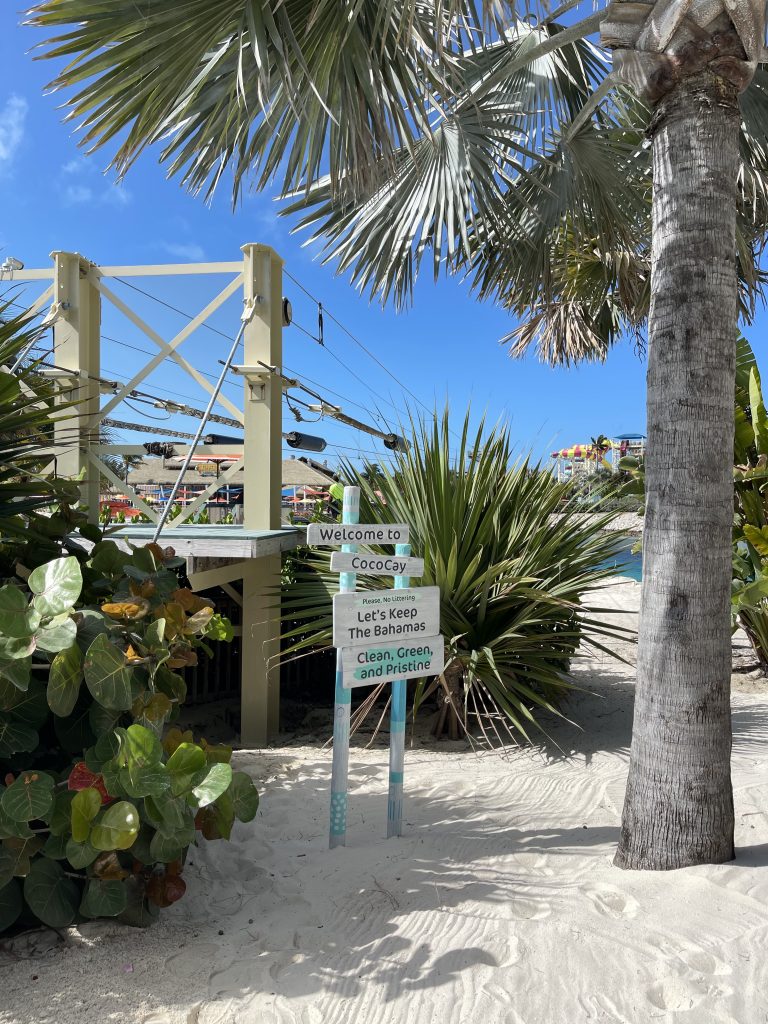 Un cartel en Coco Cay, Bahamas