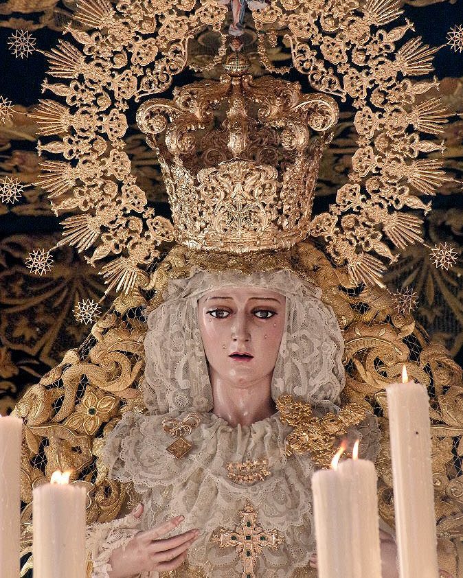 'María Santísima de Lágrimas y Favores'