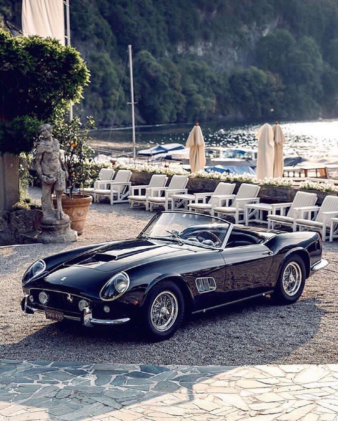 Ferrari 250 GT SWB California en el Lago Como