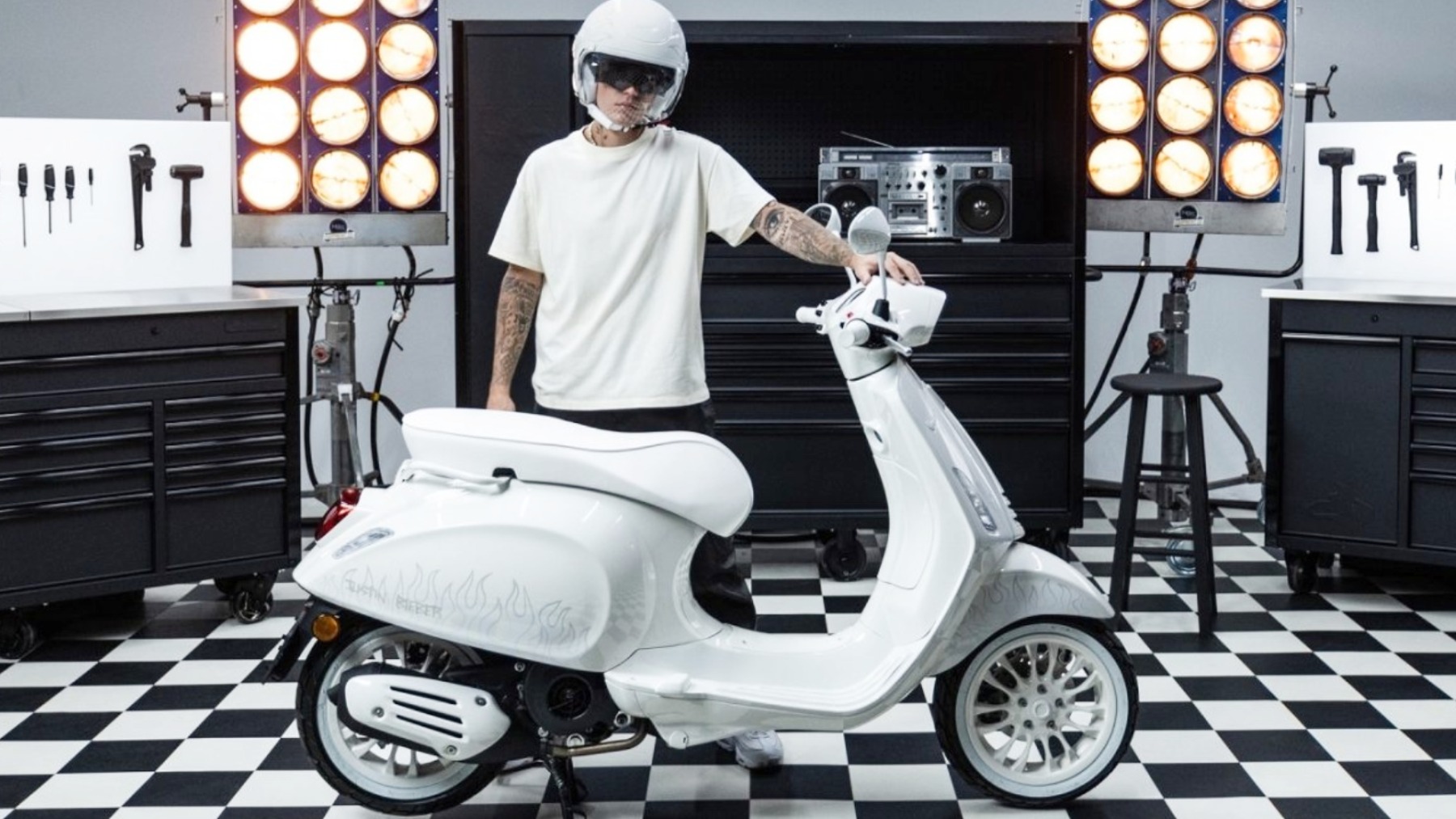 Vespa Justin Bieber