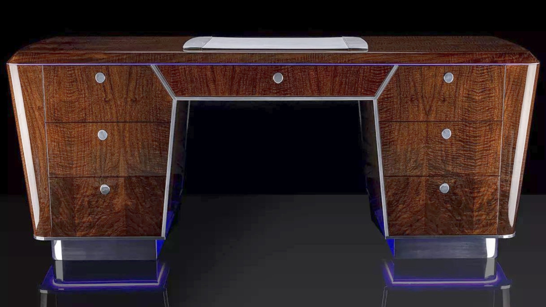 El escritorio de 170.000 euros diseñado para tu jet privado