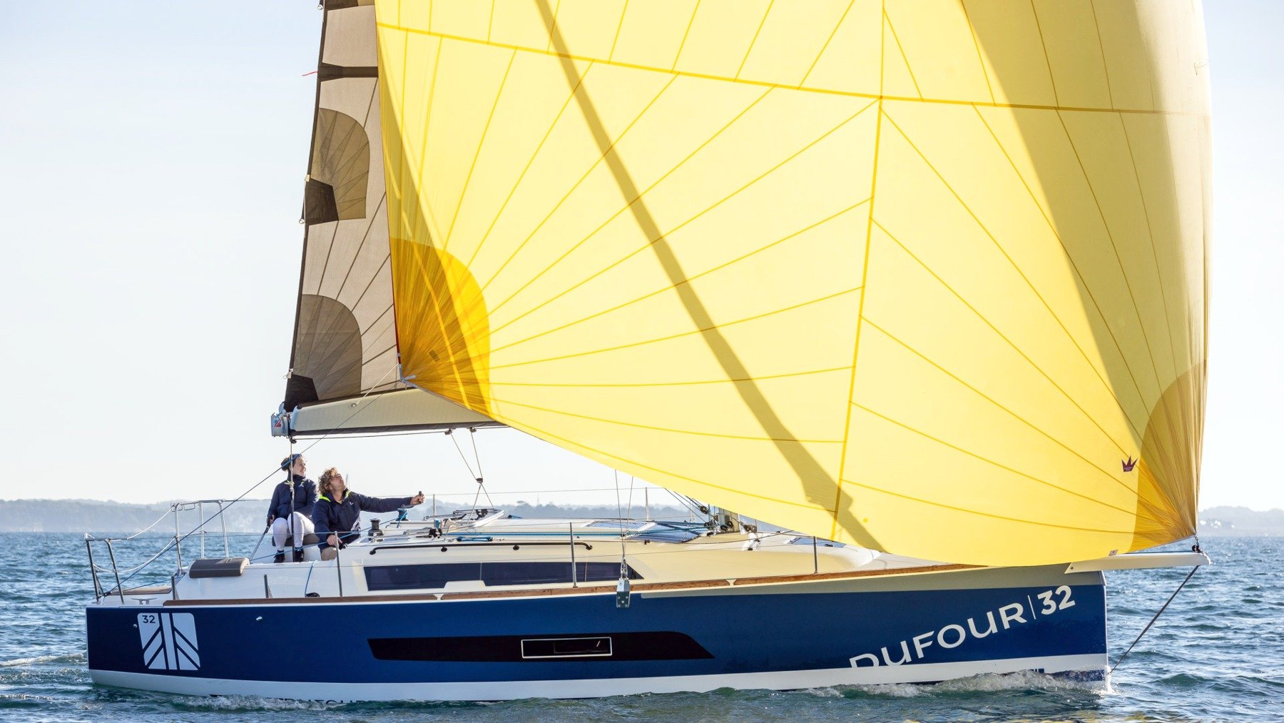 Velero Dufour