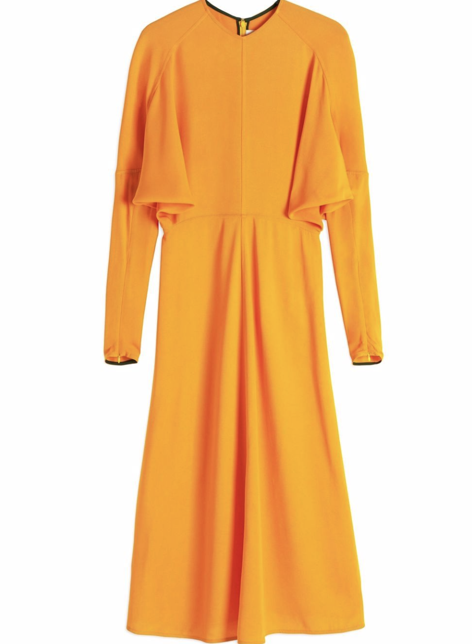Vestido de manga larga naranja de Victoria Beckham