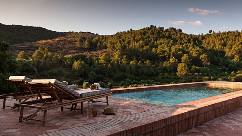 La piscina de Terra Dominicata, Cataluña de lujo