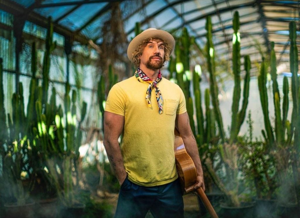 El cantante español Macaco