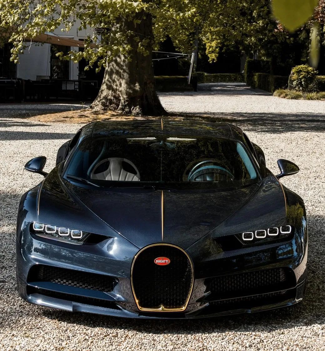 Bugatti Chiron L’Ébé Edition