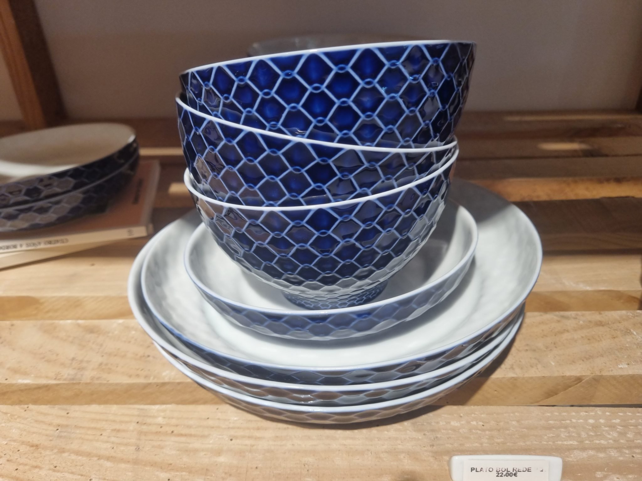 Sargadelos, las vajillas gallegas reinventadas que dan la vuelta al mundo