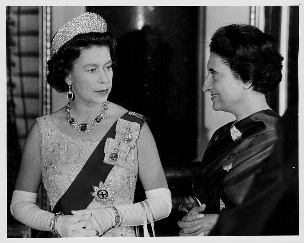 Isabel II con Indira Gandhi en 1969 