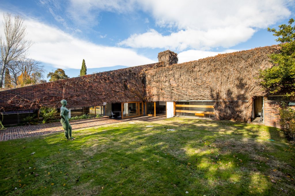 Casa Huarte de Corrales y Molezúm