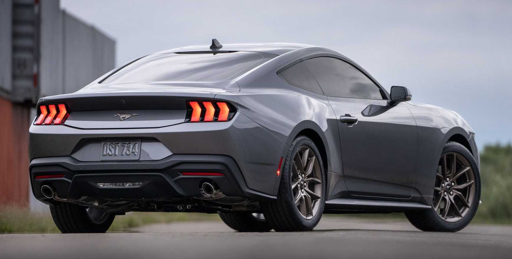 Ford Mustang (2023)