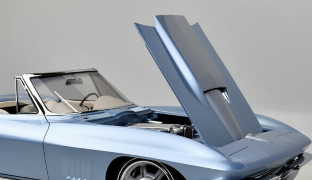 Clásicos que se subastan: un Corvette Convertible de 1967 restaurado que te apasionará