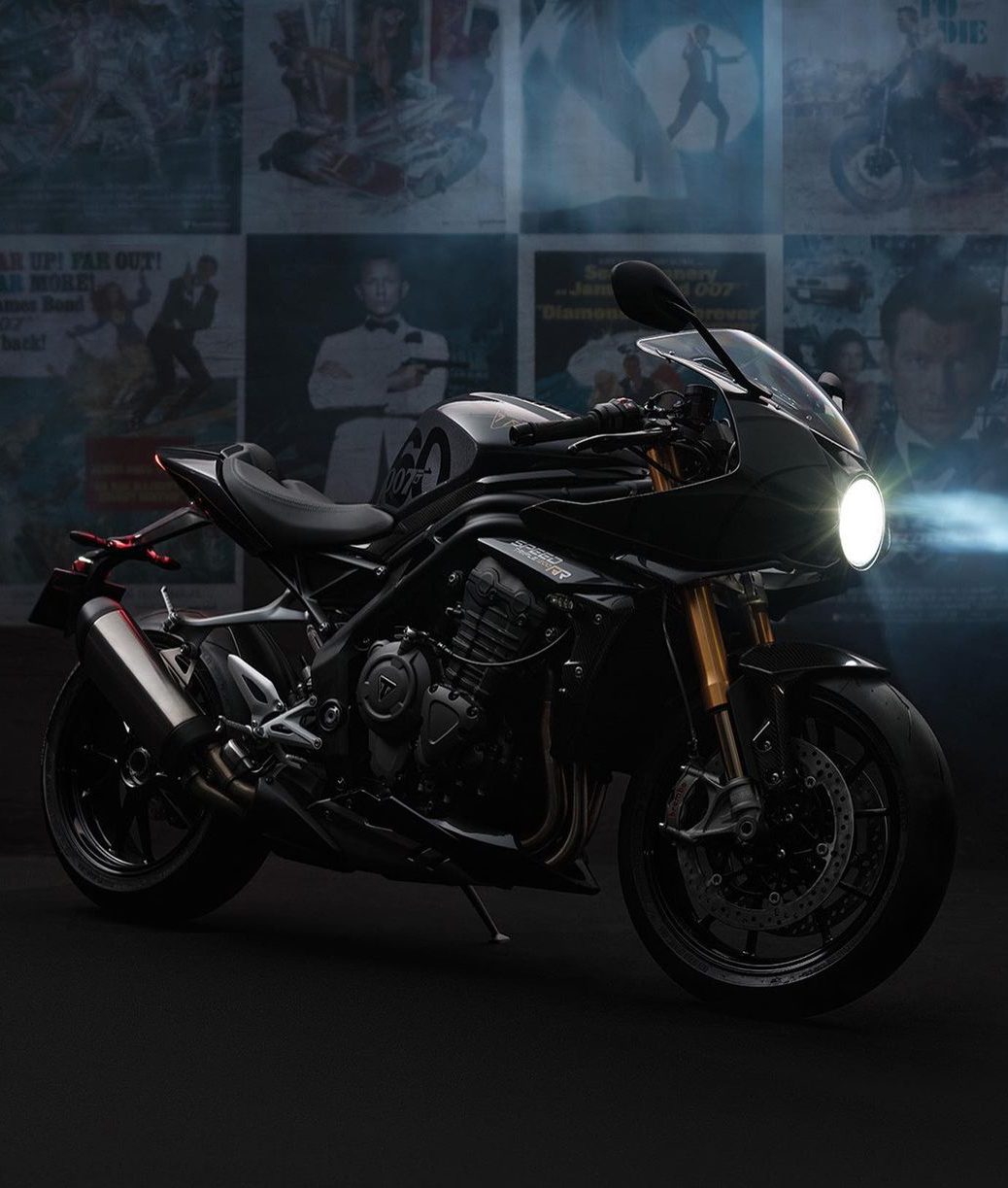 Speed Triple 1200 RR Bond Edition