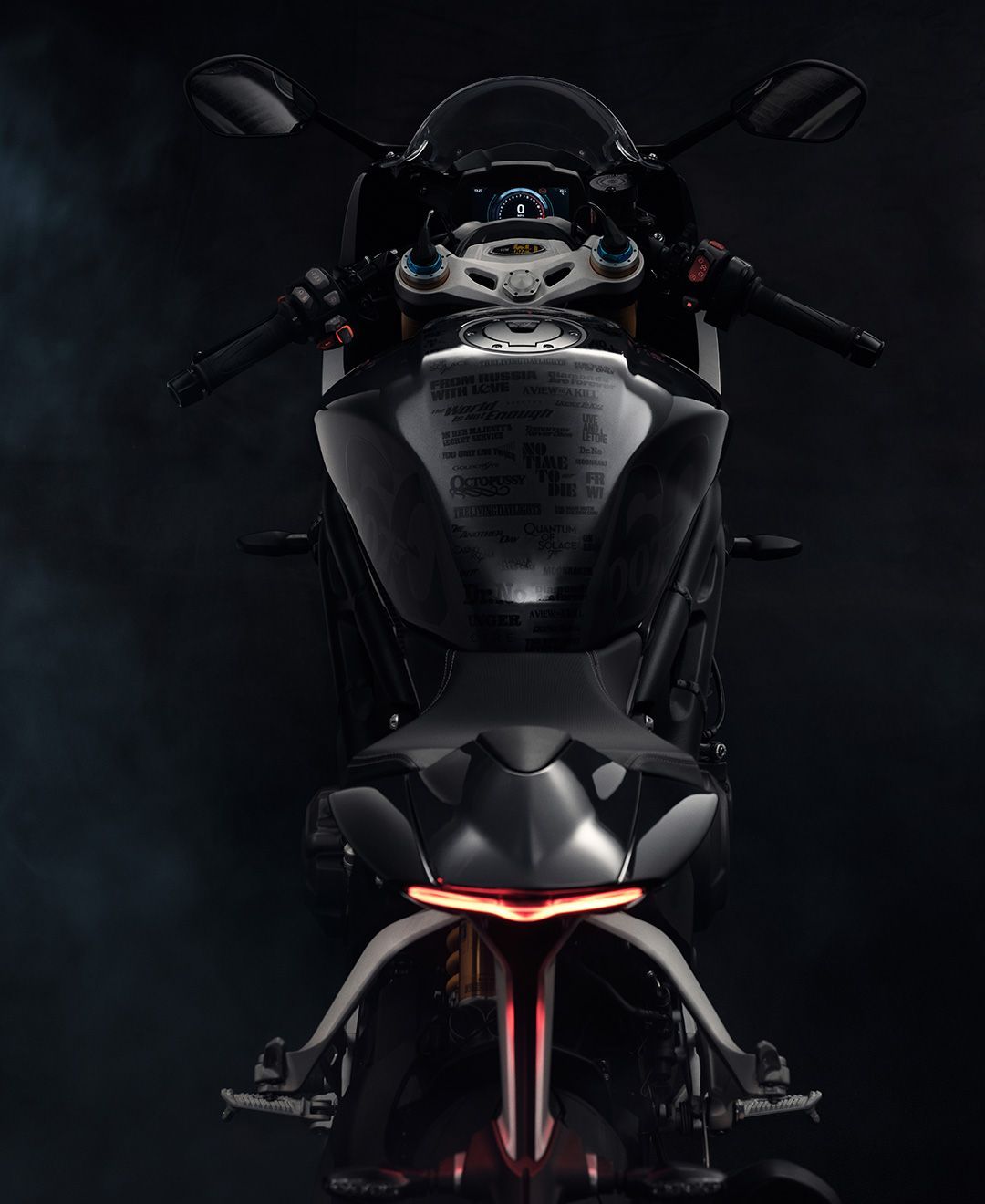 Speed Triple 1200 RR Bond Edition