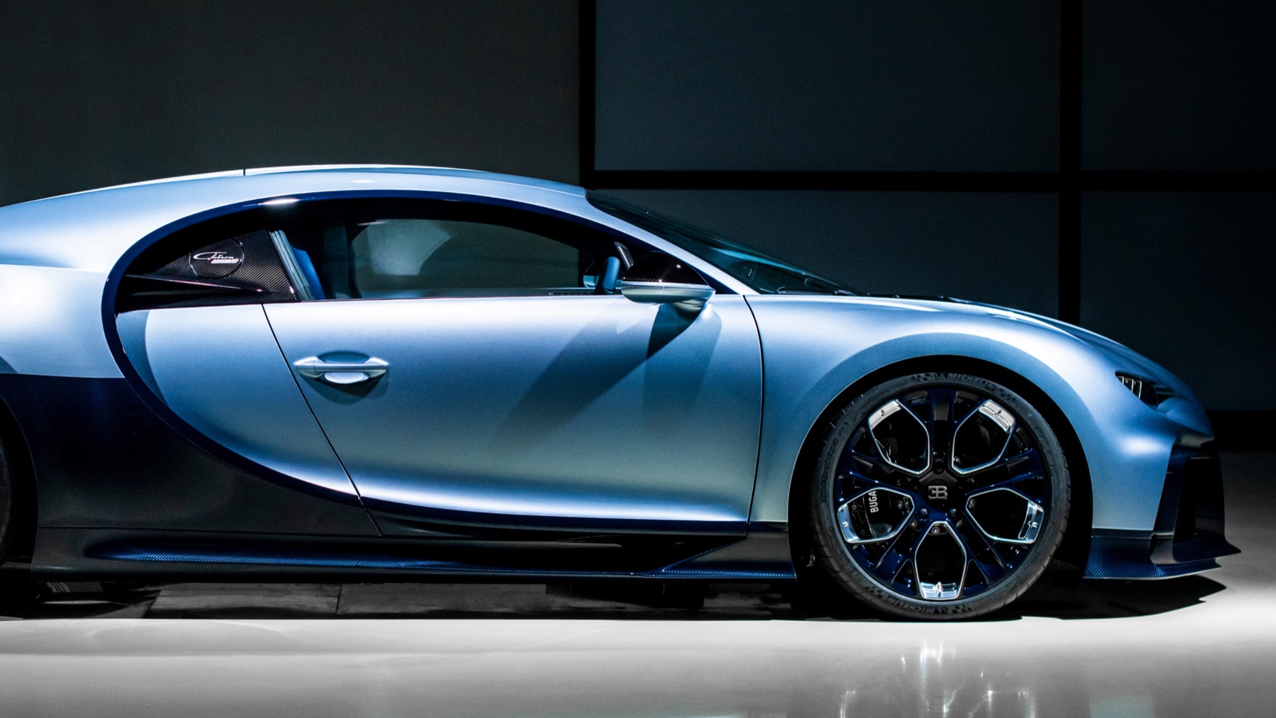 Bugatti celebra los 114 años de su fundador batiendo el récord del coche nuevo más valioso