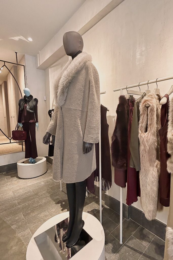 Interior de la tienda de CLO