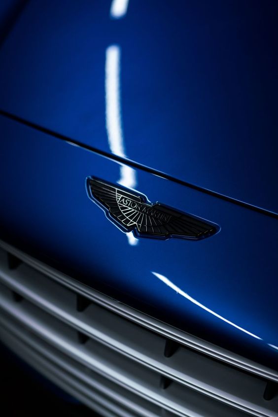 Foto: Aston Martin DBX707