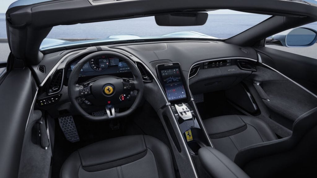 Interior Ferrari Spider