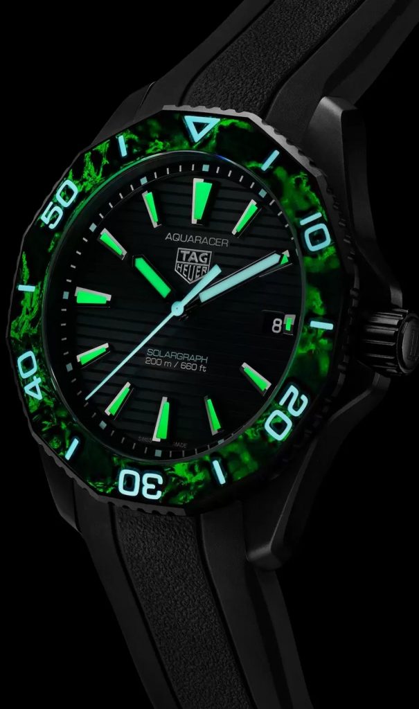 TAG Heuer Aquaracer Professional 200 Solargraph