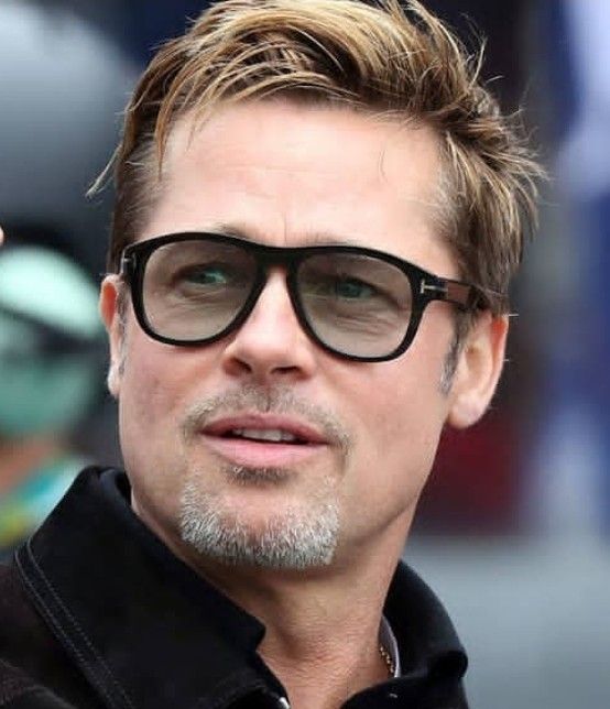 Brad Pitt con gafas de Tom Ford