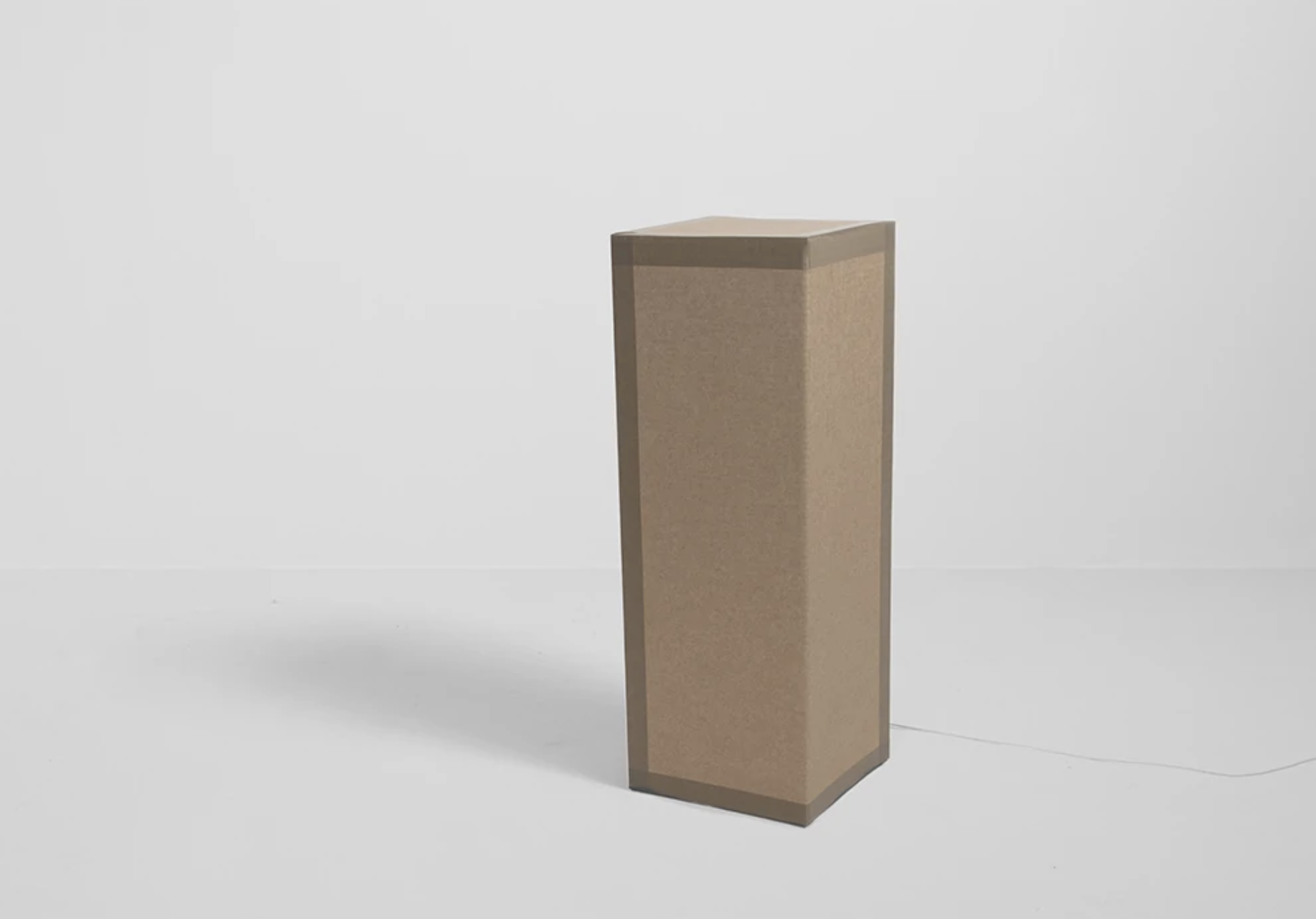 '1 prepared dc-motor, cardboard', Zimoun