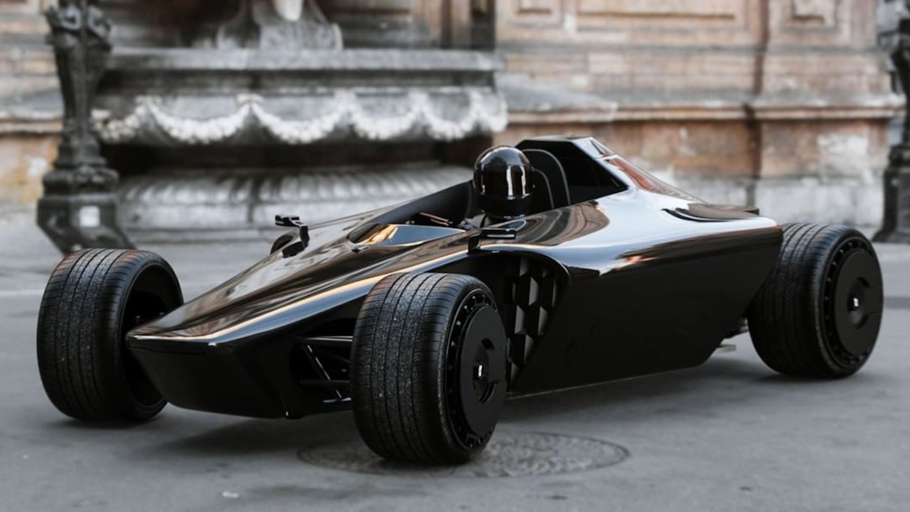 El coche eléctrico que se remonta a los modelos de Fórmula 1 de los años 50 y 60